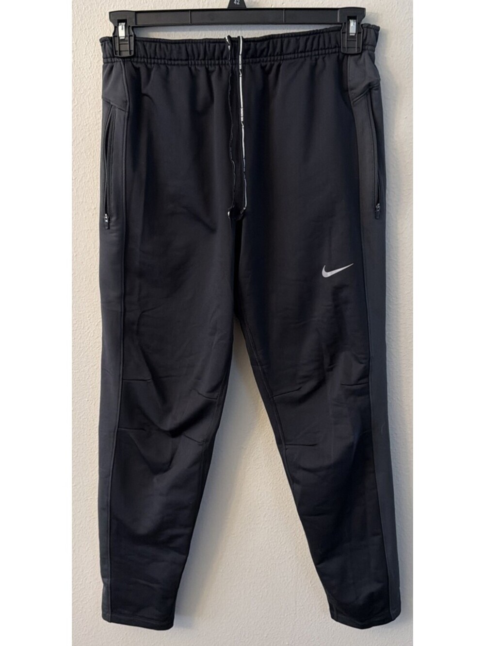 Nike Dri-FIT Black Athletic Running Joggers Pants Size M